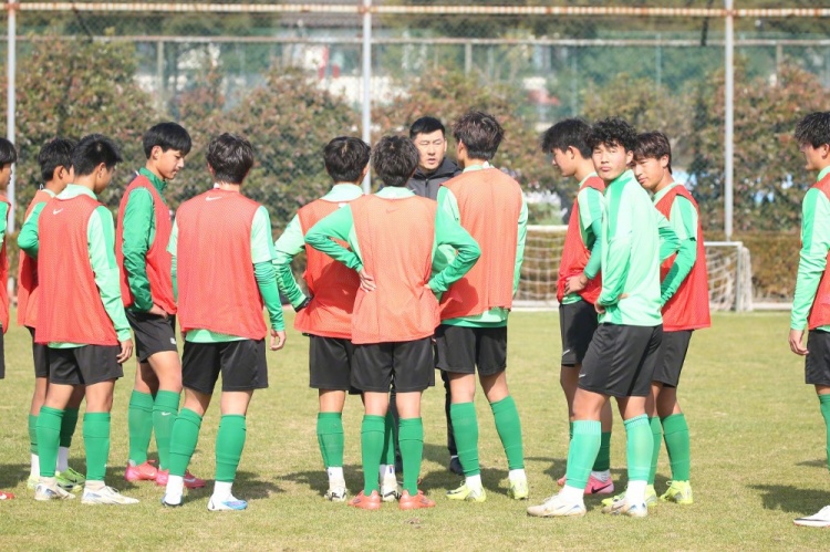  浙江U18、U16兩隊已前往日本橫濱和琦玉，進(jìn)行為期約10天的拉練