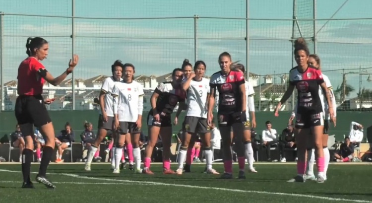  唐佳麗梅開(kāi)二度、邵子欽破門(mén)，中國女足3-2擊敗Alhama俱樂(lè )部女足