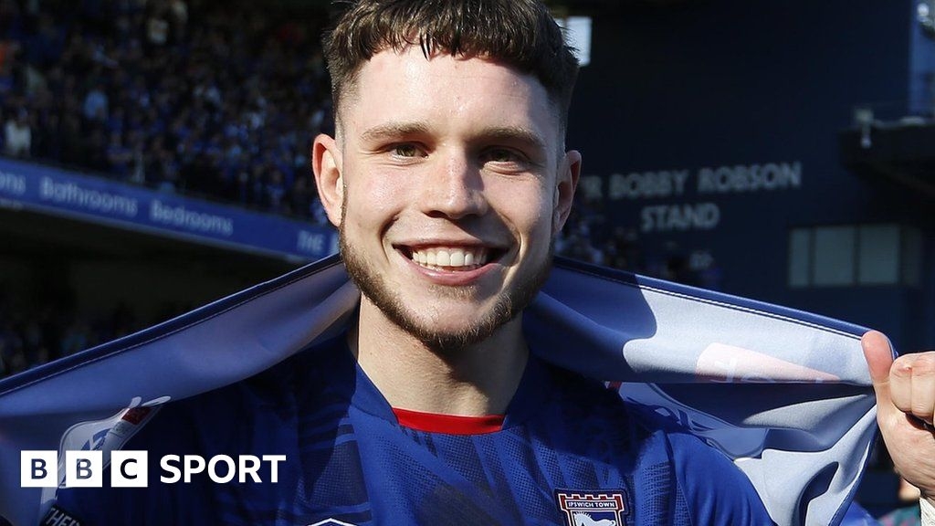  26歲伊鎮中鋒赫斯特將代表蘇格蘭出戰，曾入選英格蘭各級青年隊