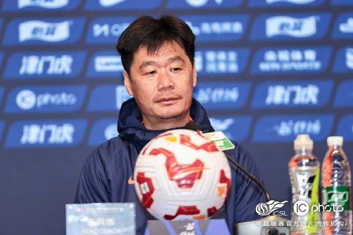  李霄鵬：希望明天比賽能打出一些新的東西，取得一個(gè)好的結果