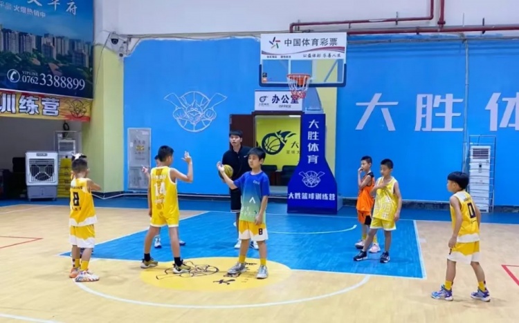 廣東河源體彩少兒籃球培訓班：結營(yíng)不散場(chǎng)，夢(mèng)想正啟航