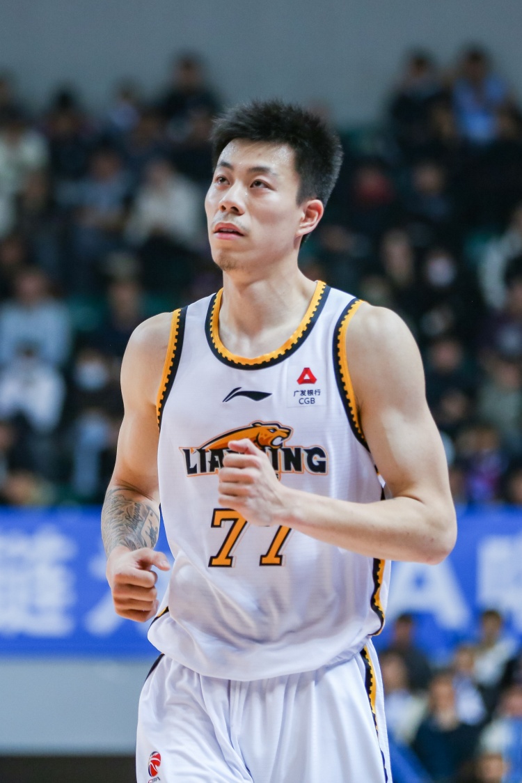  媒體人：張鎮麟、韓德君將因傷缺席今晚對陣北控的比賽