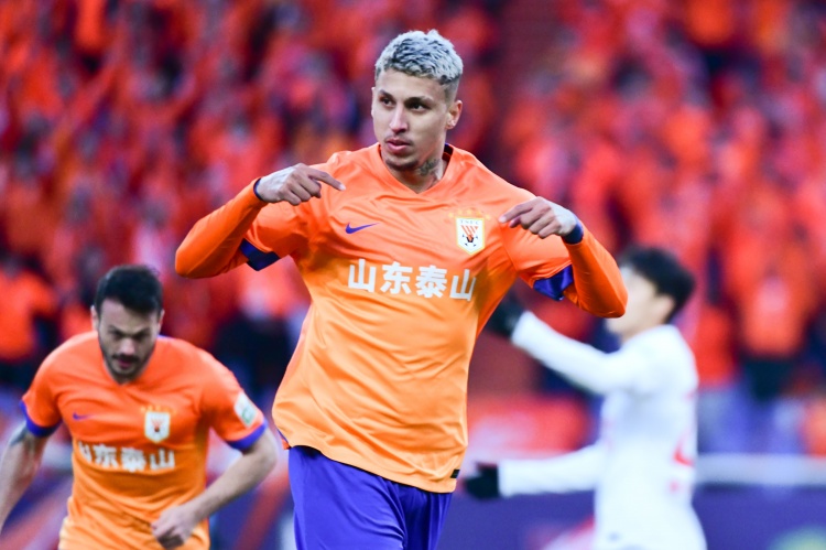  克雷桑：今天我們有理由慶祝，五外援對提升勝率會(huì )有非常大的幫助