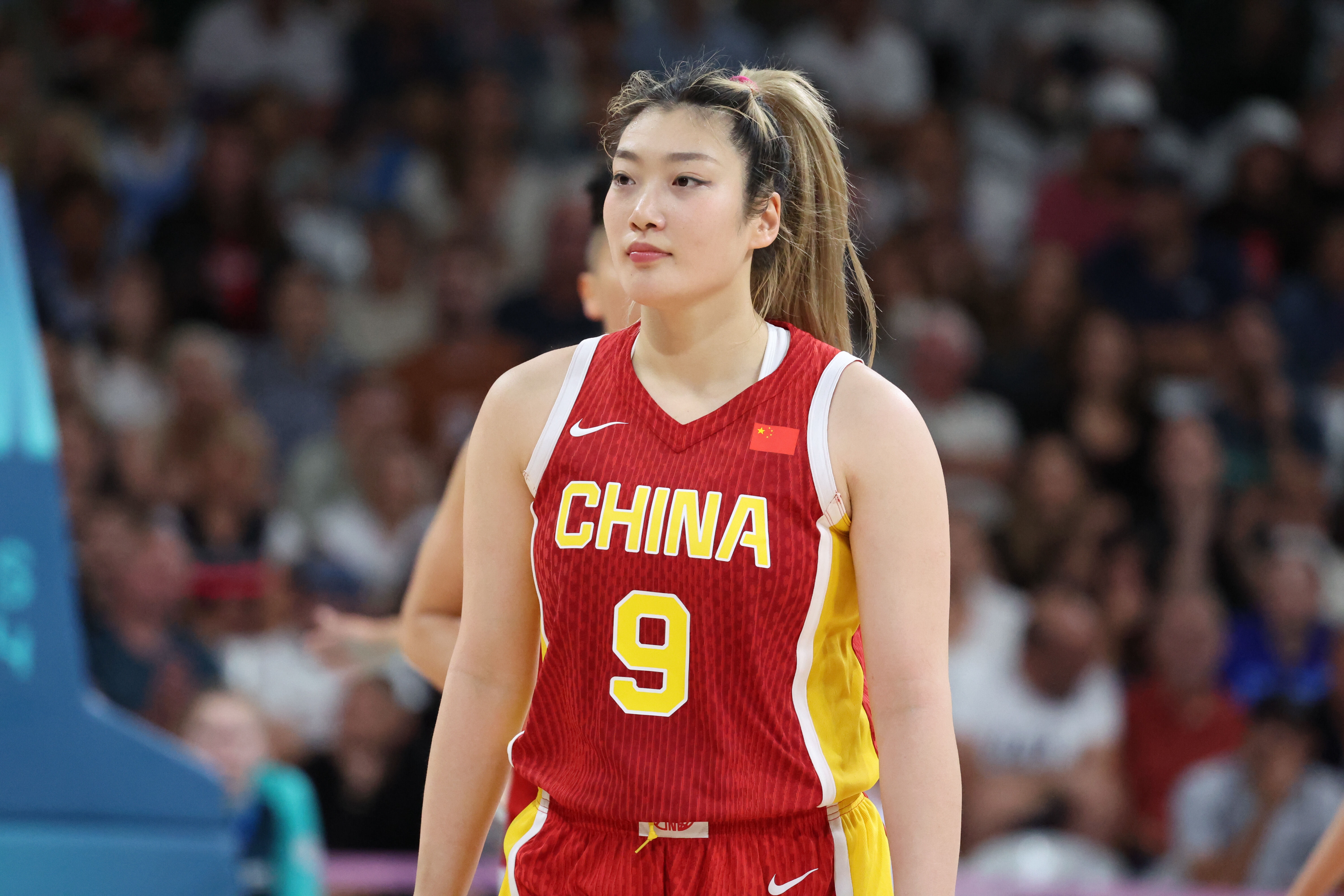  李夢(mèng)三八婦女節更博：致敬每一個(gè)我們 祝我們節日快樂(lè )！