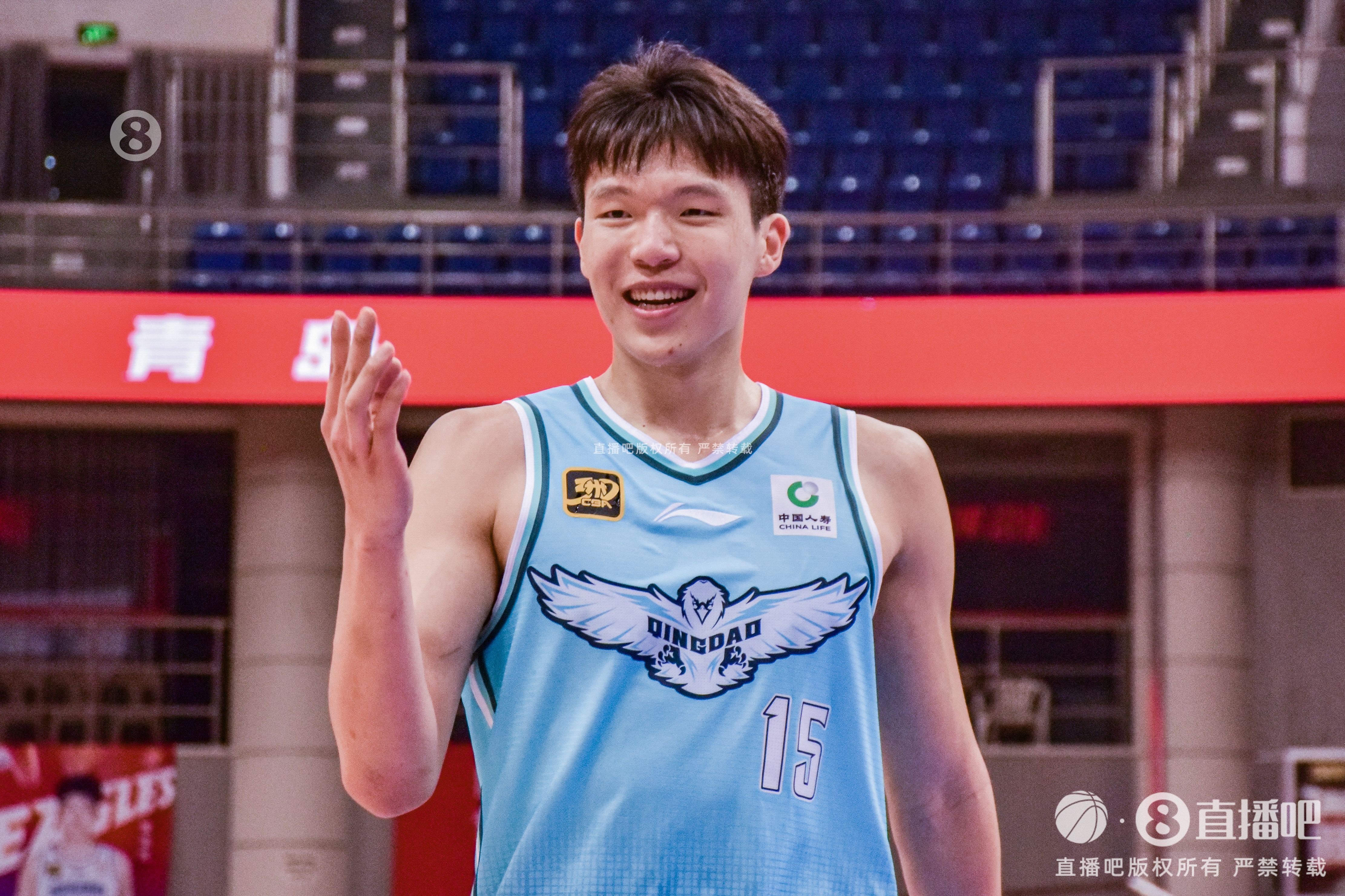  不滿(mǎn)18歲能打！記者：避免了耽誤楊瀚森這樣年輕有天賦球員的成長(cháng)