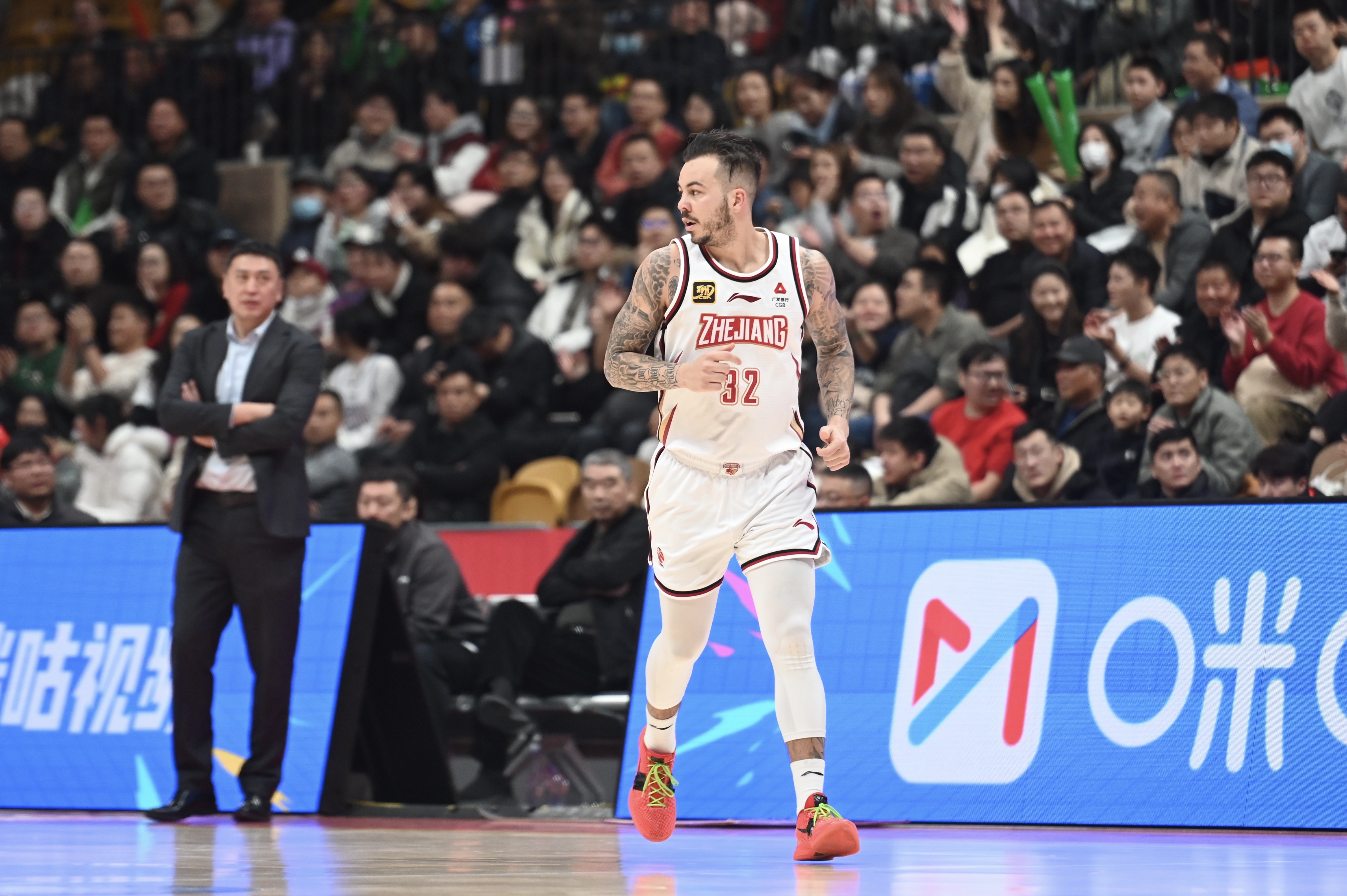  得分爆炸力！約克23中13得34分2板8助4斷 三分11中6