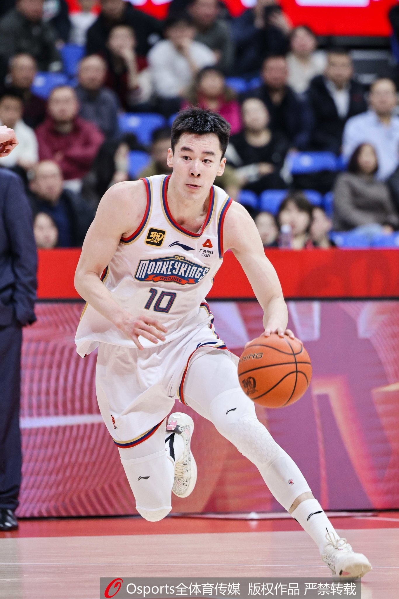  沖擊力十足！郭昊文17投5中&罰球14中12 得到24分10板5助